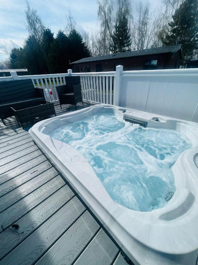 Evergreen Lodge With Hot Tub York Dış mekan fotoğraf